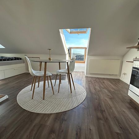 Schoenes Appartement Mit Seeblick غومرسباخ المظهر الخارجي الصورة